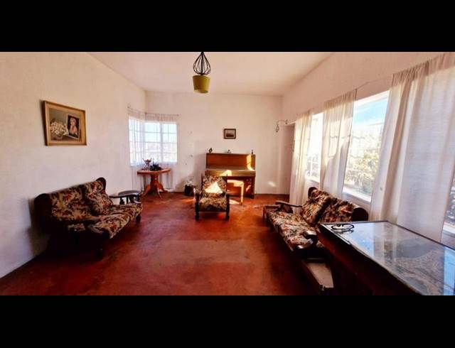 2 BEDROOM APARTMENT FOR SALE IN TOWNSVIEW